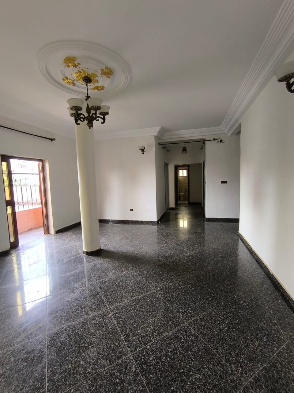 Magnifique appartement Haut standing situé à kotto dans un cadre super agréable avec parking